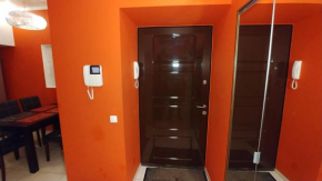 Two bedrooms. Luxery. 5 Darvina St. Centre of Kiev